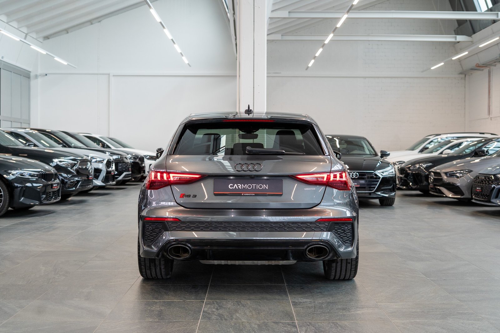 AUDI RS3 Sportback 2.5 TFSI quattro S-Tronic / Glasdach / Al, Petrol, Second hand / Used, Automatic - 5
