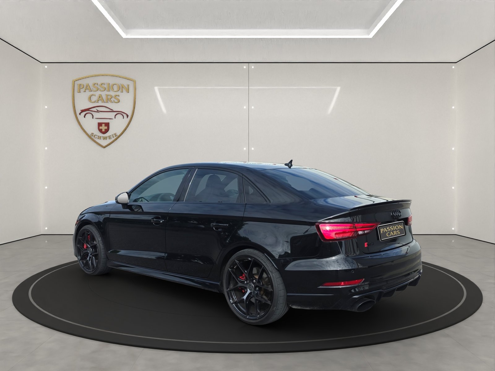 AUDI RS3 Limousine 2.5 TSI quattro S-tronic, Petrol, Second hand / Used, Automatic - 3