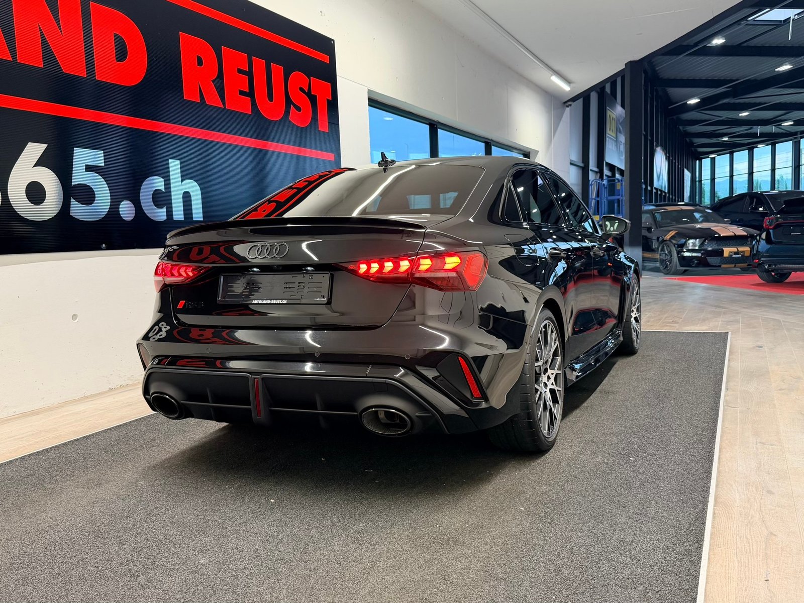 AUDI RS3 Limousine 2.5 TSI quattro S-tronic, Petrol, Second hand / Used, Automatic - 7
