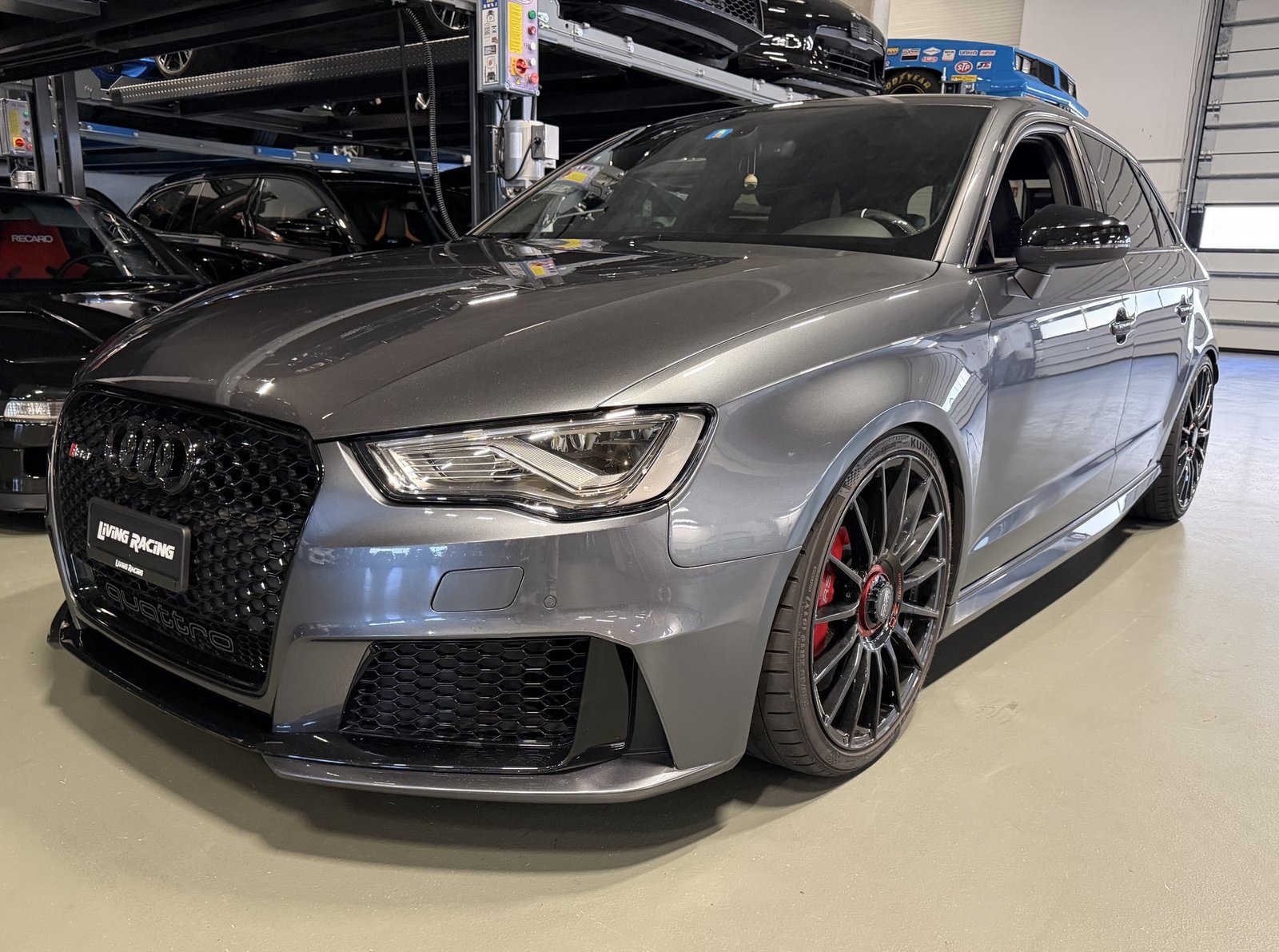 AUDI RS3 2.5 TSI quattro S-tronic, Essence, Occasion / Utilisé, Automatique - 2
