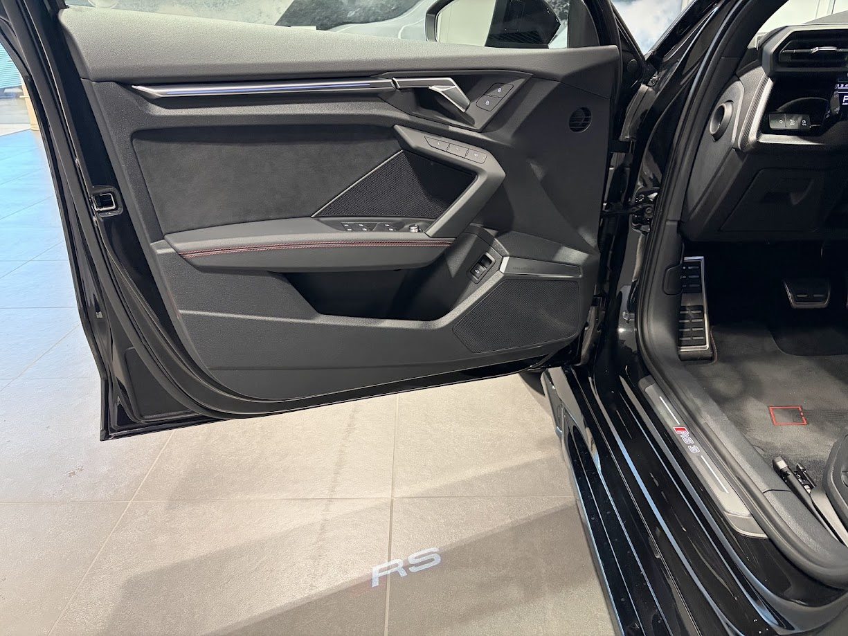 AUDI RS3 SB 2.5 TSI quattro, Benzin, Occasion / Gebraucht, Automatik - 3