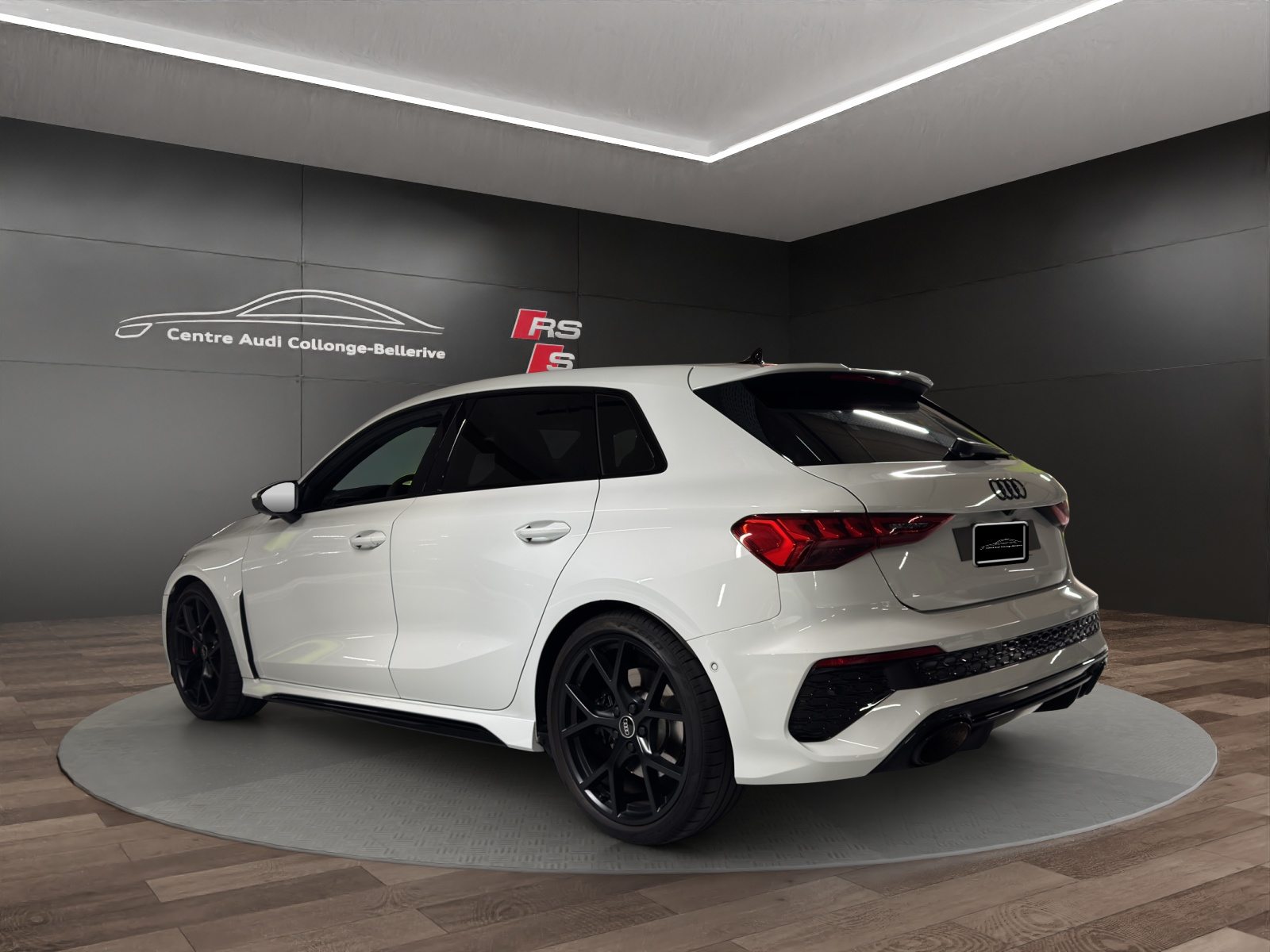 AUDI RS 3 Sportback, Benzin, Occasion / Gebraucht, Automatik - 4