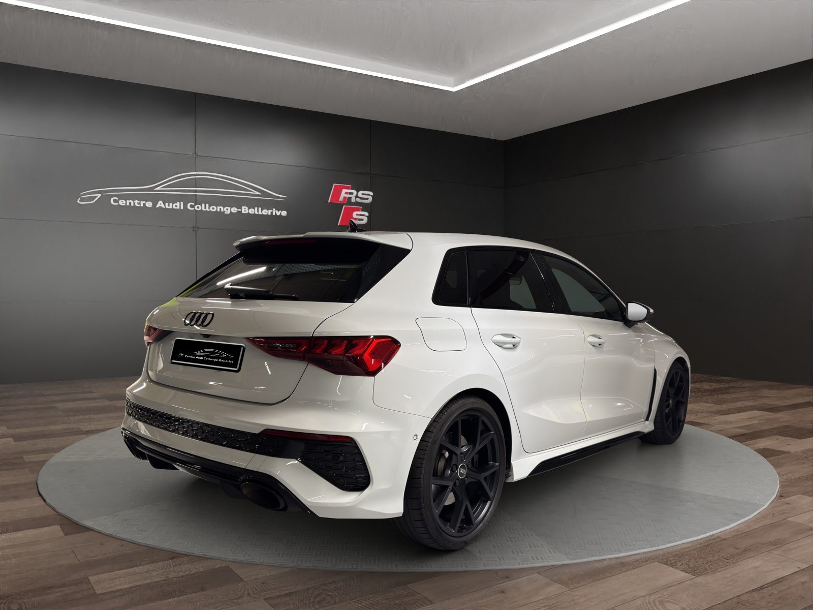 AUDI RS 3 Sportback, Benzin, Occasion / Gebraucht, Automatik - 6