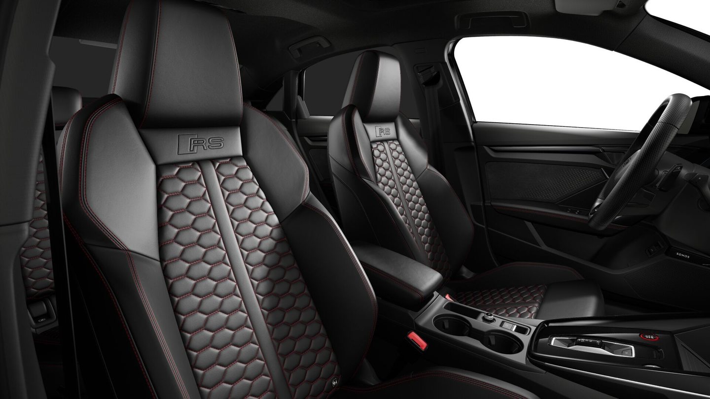 AUDI RS 3 Limousine, Petrol, Second hand / Used, Automatic - 4
