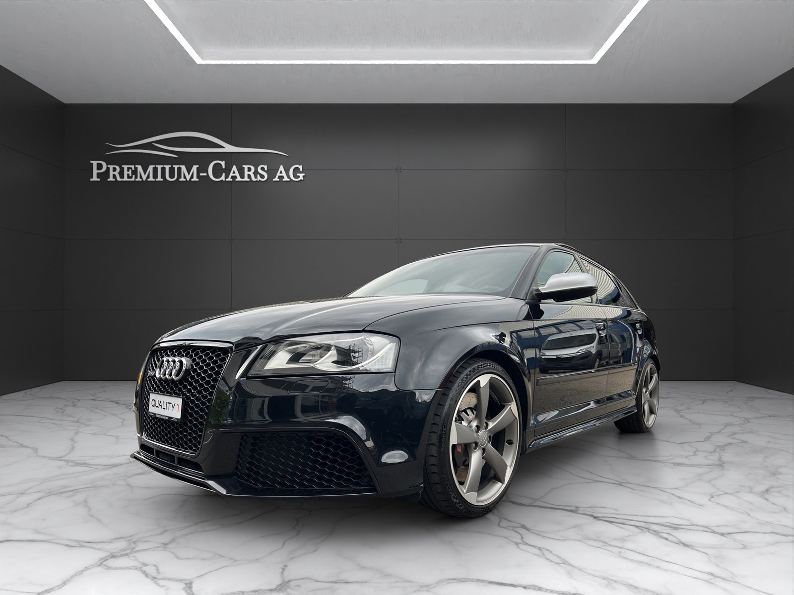 AUDI RS3 Sportback 2.5 TFSI quattro S-tronic, Benzin, Occasion / Gebraucht, Automatik - 2