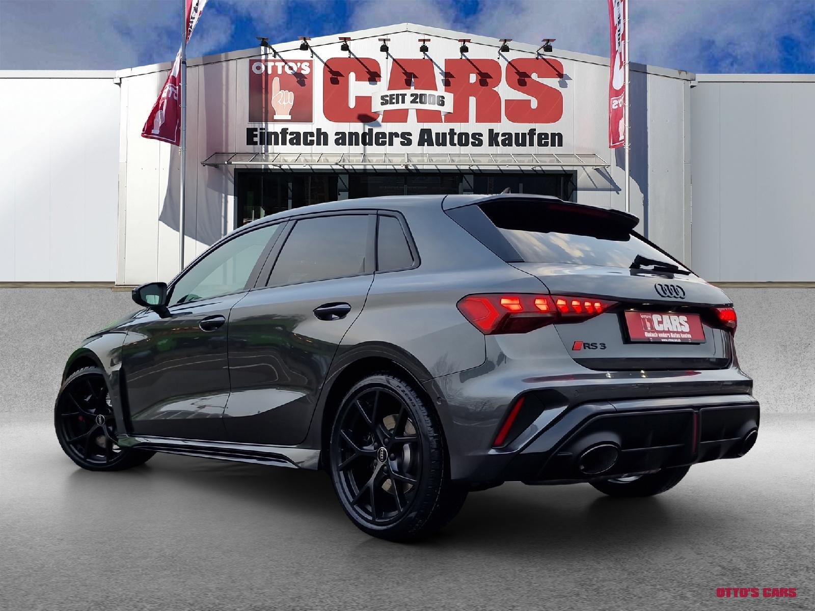 AUDI RS3 Sportback 2.5 TFSI quattro S-Tronic *verfügbar ab, Benzin, Occasion / Gebraucht, Automatik - 2