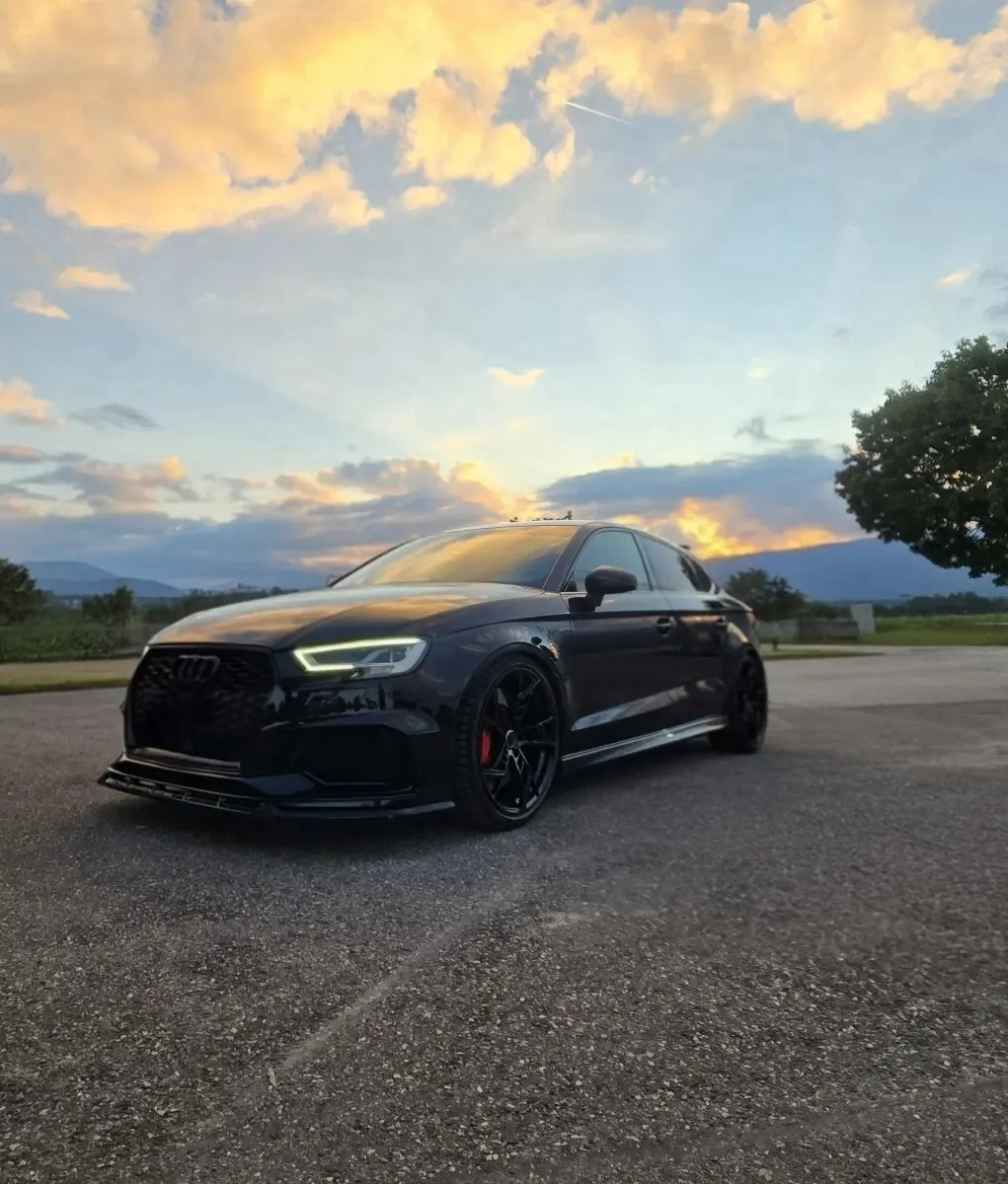 AUDI RS3 Limousine 2.5 T FSI quattro S-Tronic, Benzin, Occasion / Gebraucht, Automatik - 2