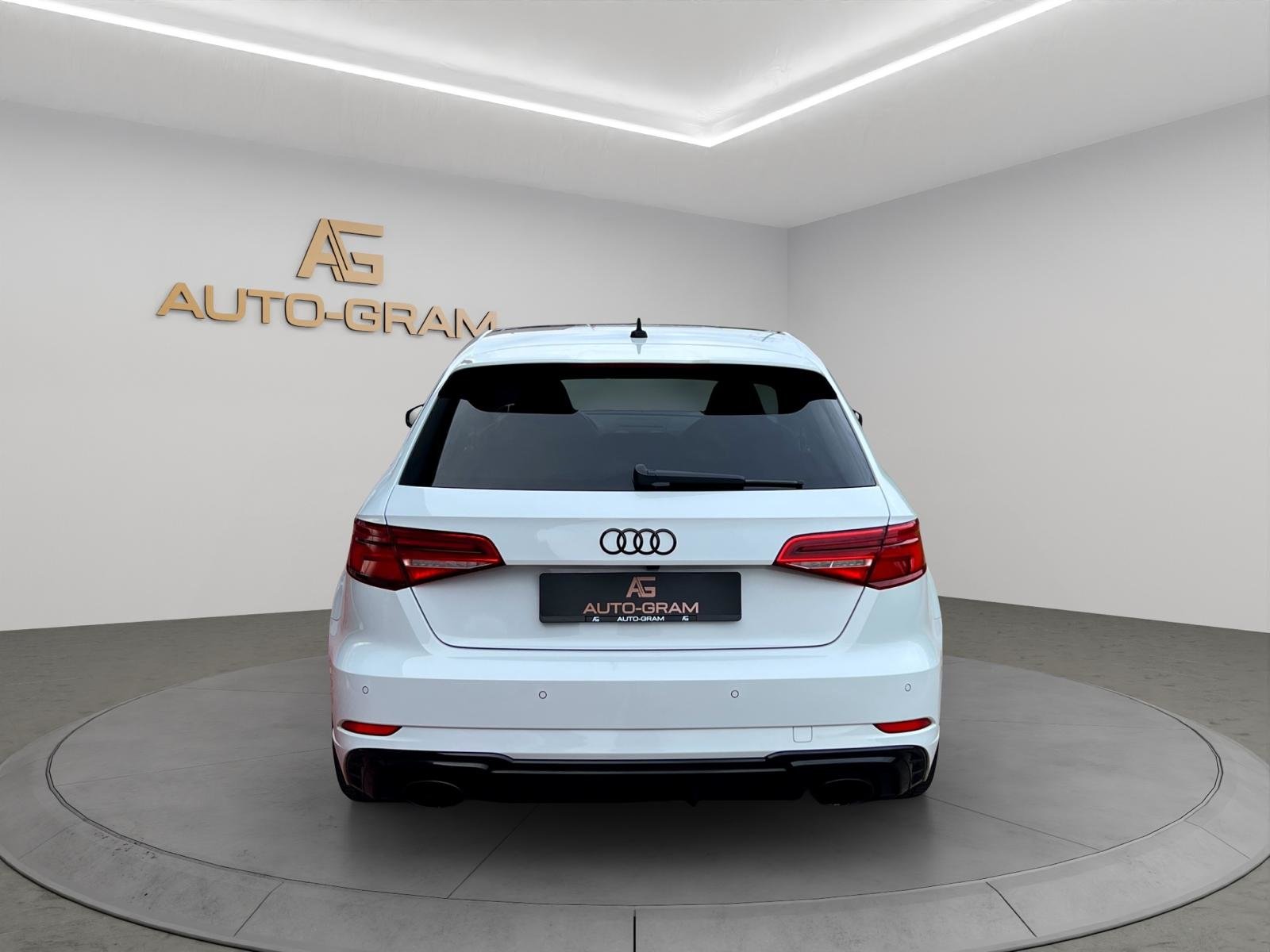 AUDI RS3 Sportback 2.5 TSI quattro S-tronic, Benzina, Occasioni / Usate, Automatico - 4