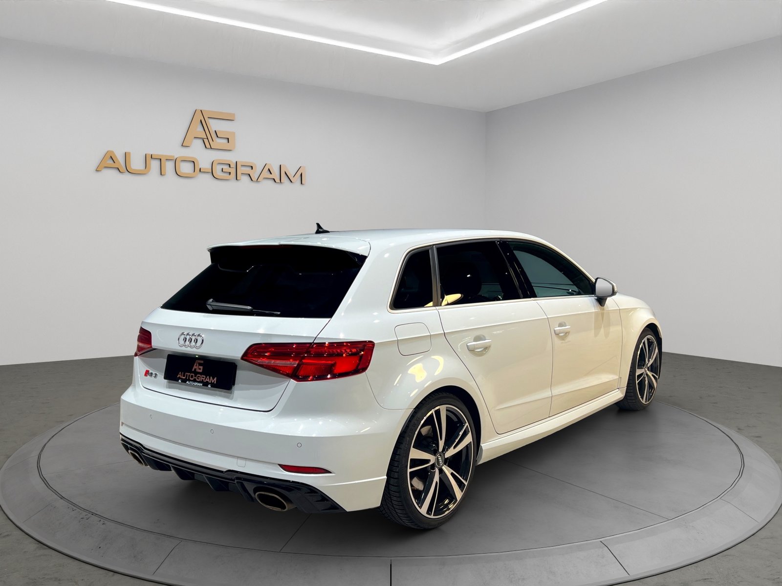 AUDI RS3 Sportback 2.5 TSI quattro S-tronic APR 555PS, Benzina, Occasioni / Usate, Automatico - 5