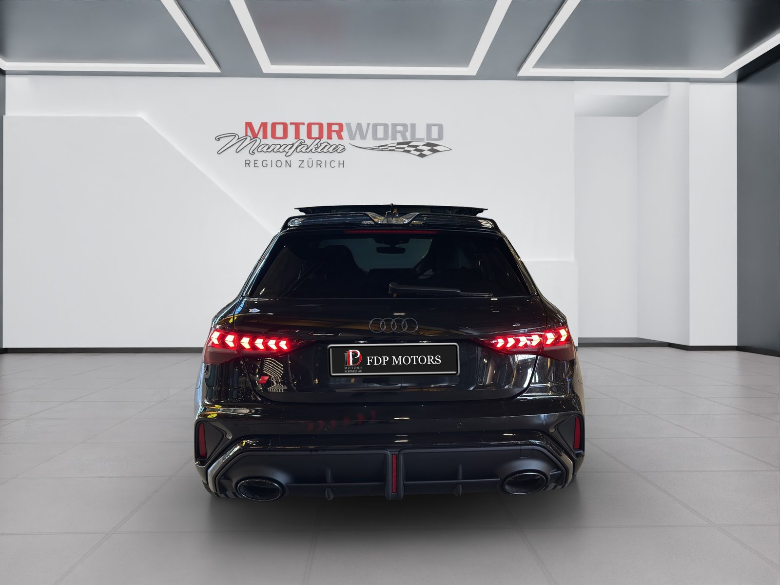 AUDI RS3 Sportback 2.5 TSI quattro S-tronic, Benzin, Occasion / Gebraucht, Automatik - 4
