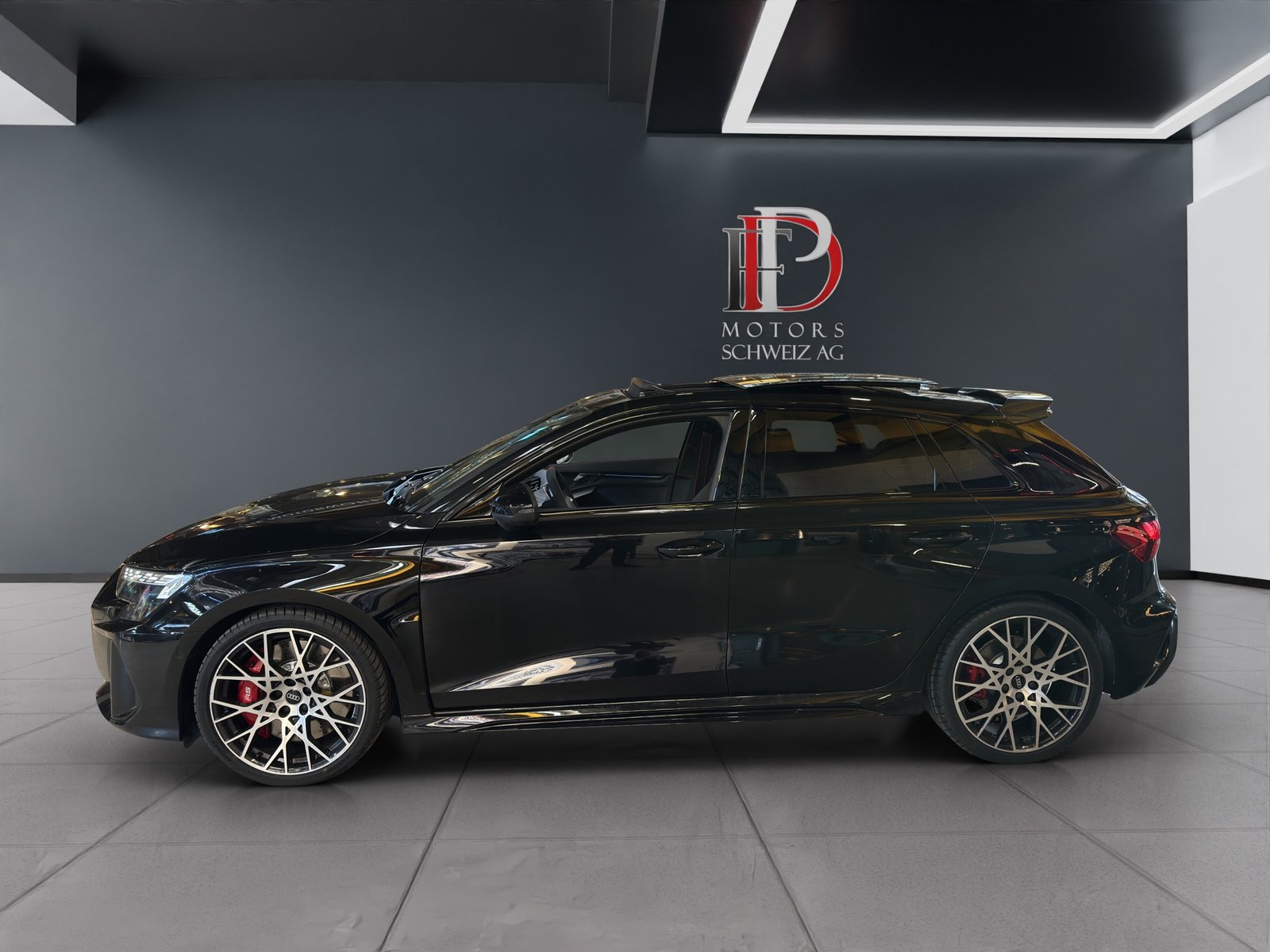 AUDI RS3 Sportback 2.5 TSI quattro S-tronic, Benzin, Occasion / Gebraucht, Automatik - 5