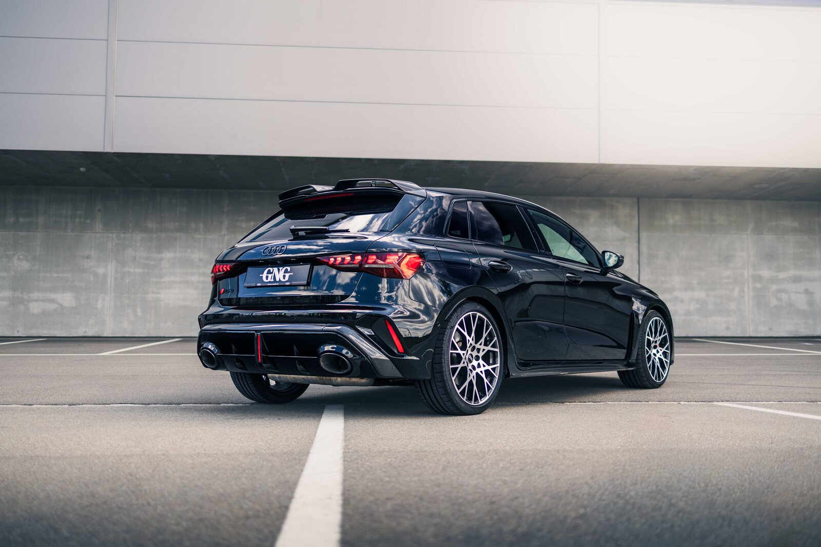 AUDI RS 3 Sportback, Benzin, Occasion / Gebraucht, Automatik - 7