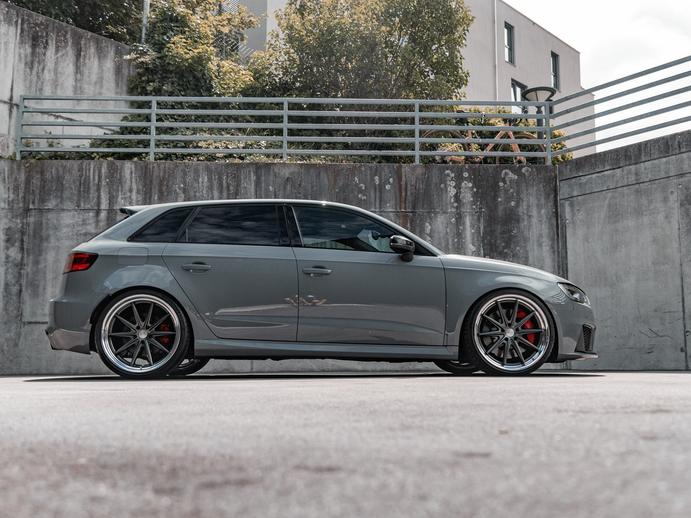AUDI RS3 Widebody 2.5 TSI quattro S-tronic, Benzin, Occasion / Gebraucht, Automatik