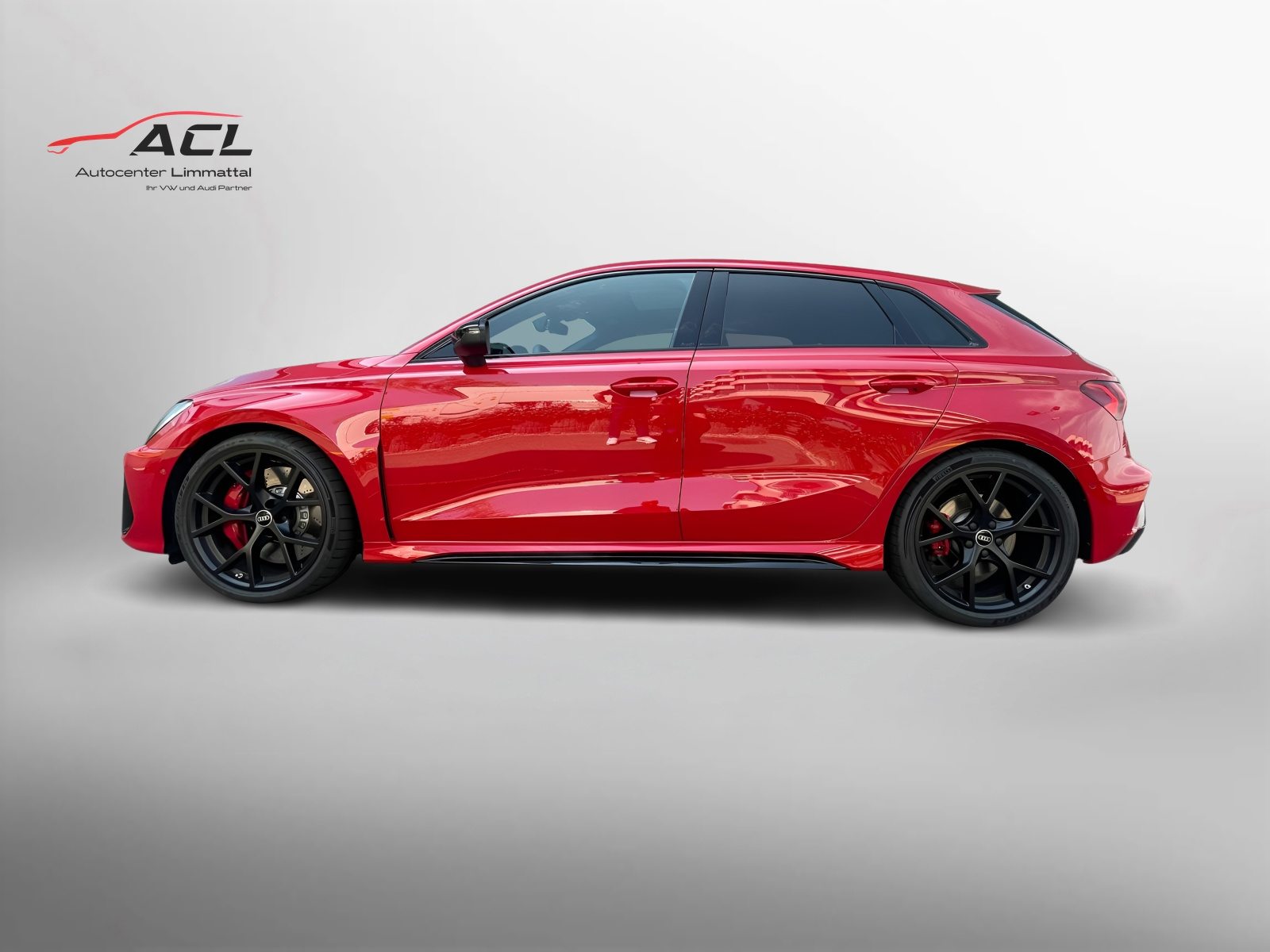 AUDI RS 3 Sportback, Petrol, Second hand / Used, Automatic - 3