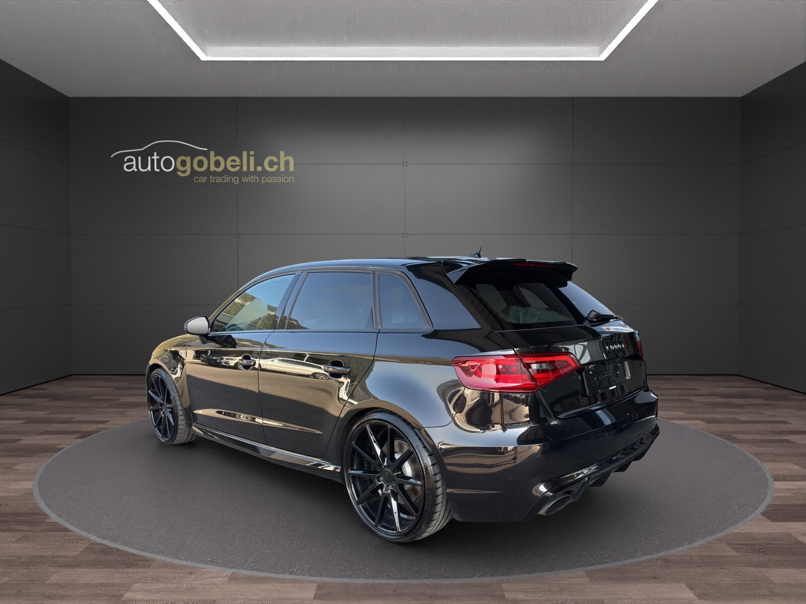 AUDI RS3 2.5 TSI quattro S-tronic, Benzin, Occasion / Gebraucht, Automatik - 2