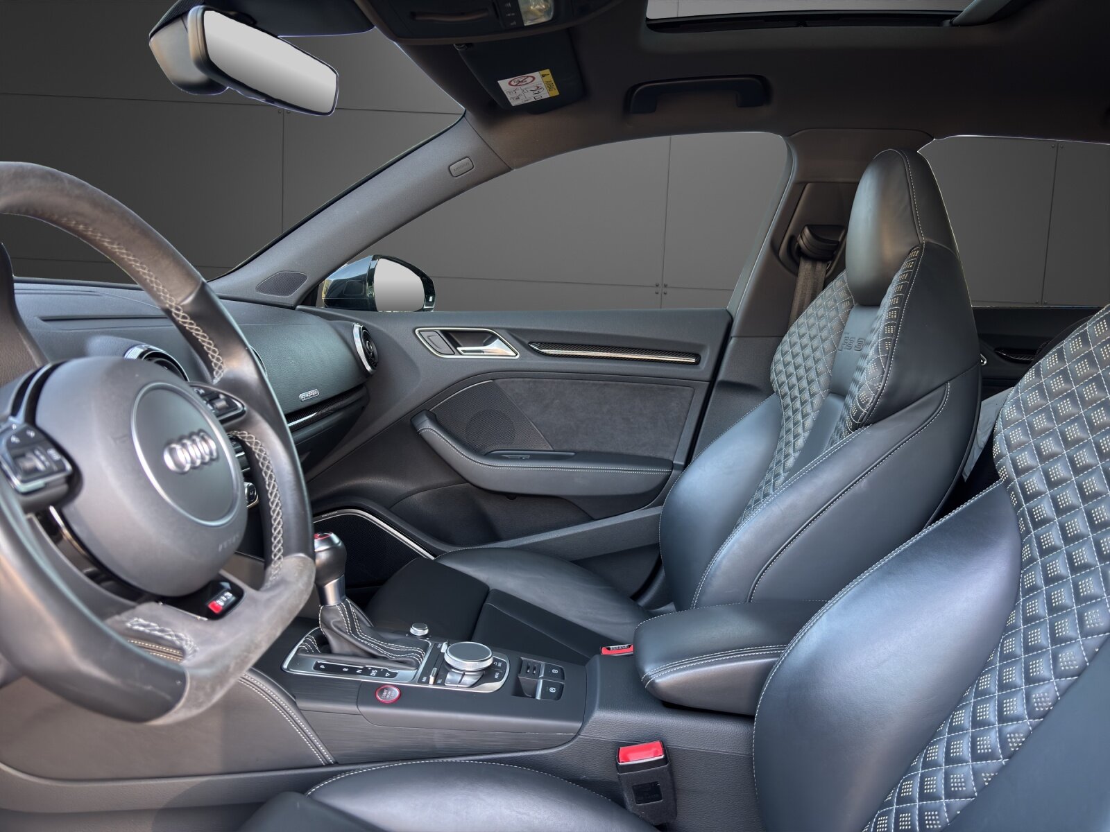 AUDI RS3 2.5 TSI quattro S-tronic, Benzin, Occasion / Gebraucht, Automatik - 3