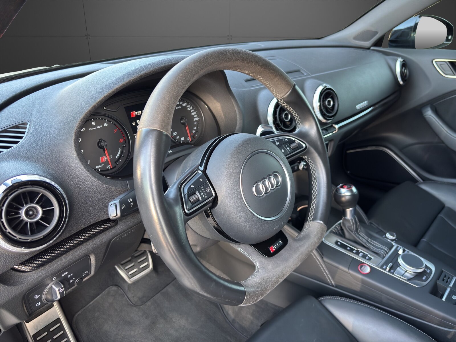 AUDI RS3 2.5 TSI quattro S-tronic, Benzin, Occasion / Gebraucht, Automatik - 5