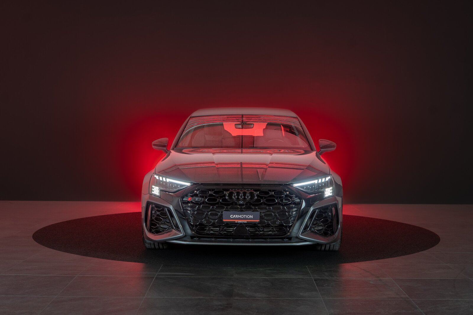 AUDI RS3 Limousine 2.5 TFSI quattro S-Tronic / Panorama-Glas, Benzin, Occasion / Gebraucht, Automatik - 2
