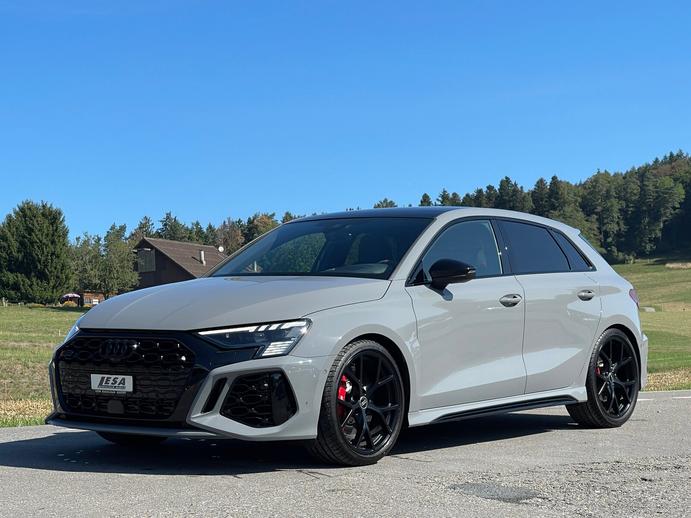 AUDI RS3 Sportback 2.5 TSI quattro S-tronic, Petrol, Second hand / Used, Automatic