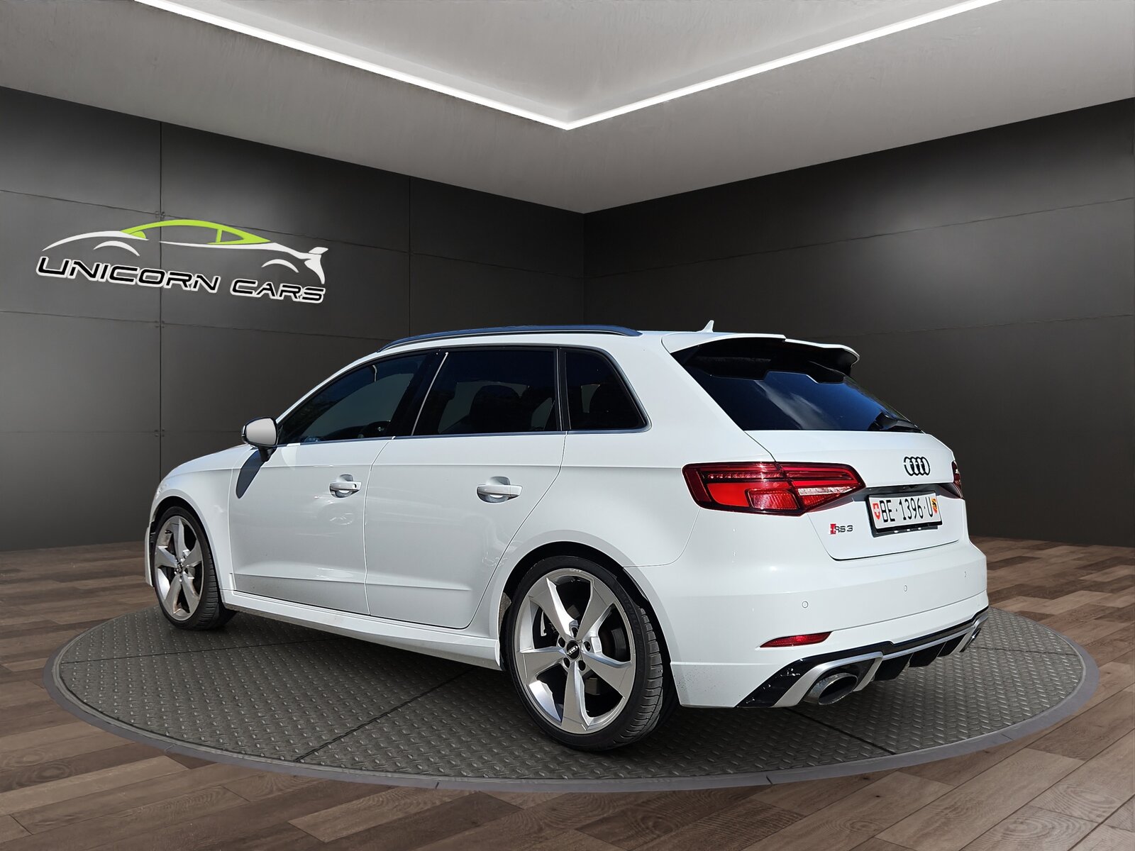 AUDI RS3 Sportback 2.5 TSI quattro S-tronic, Petrol, Second hand / Used, Automatic - 7