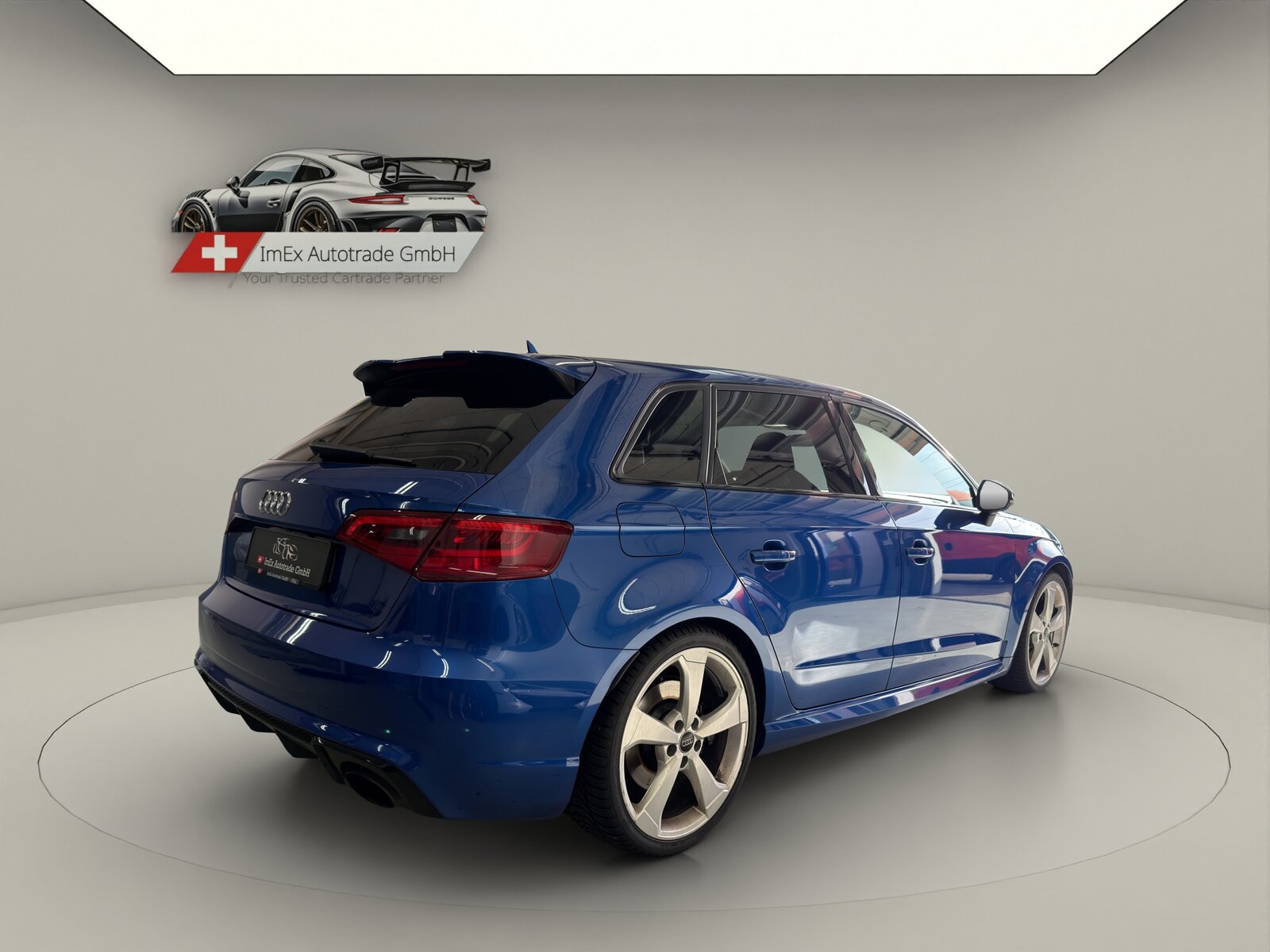 AUDI RS3 2.5 TSI quattro S-tronic, Benzin, Occasion / Gebraucht, Automatik - 4