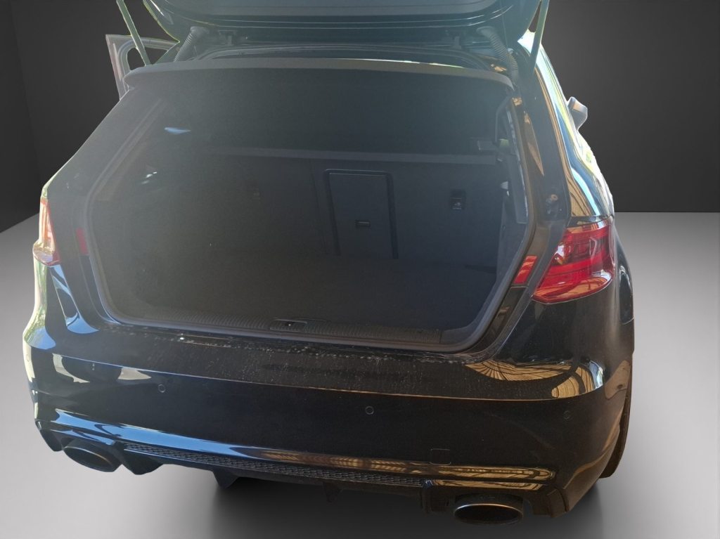 AUDI RS3 2.5 T FSI quattro S-Tronic, Essence, Occasion / Utilisé, Automatique - 4