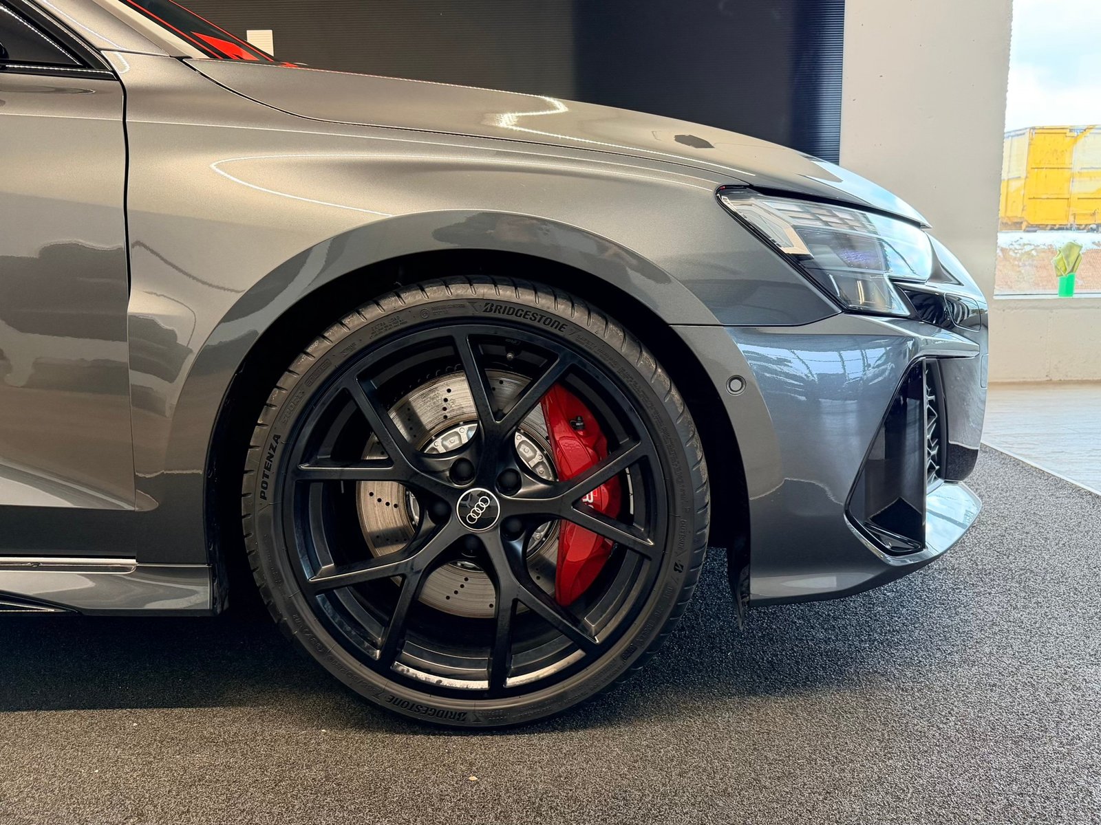 AUDI RS3 Sportback 2.5 TSI quattro S-tronic, Petrol, Ex-demonstrator, Automatic - 6