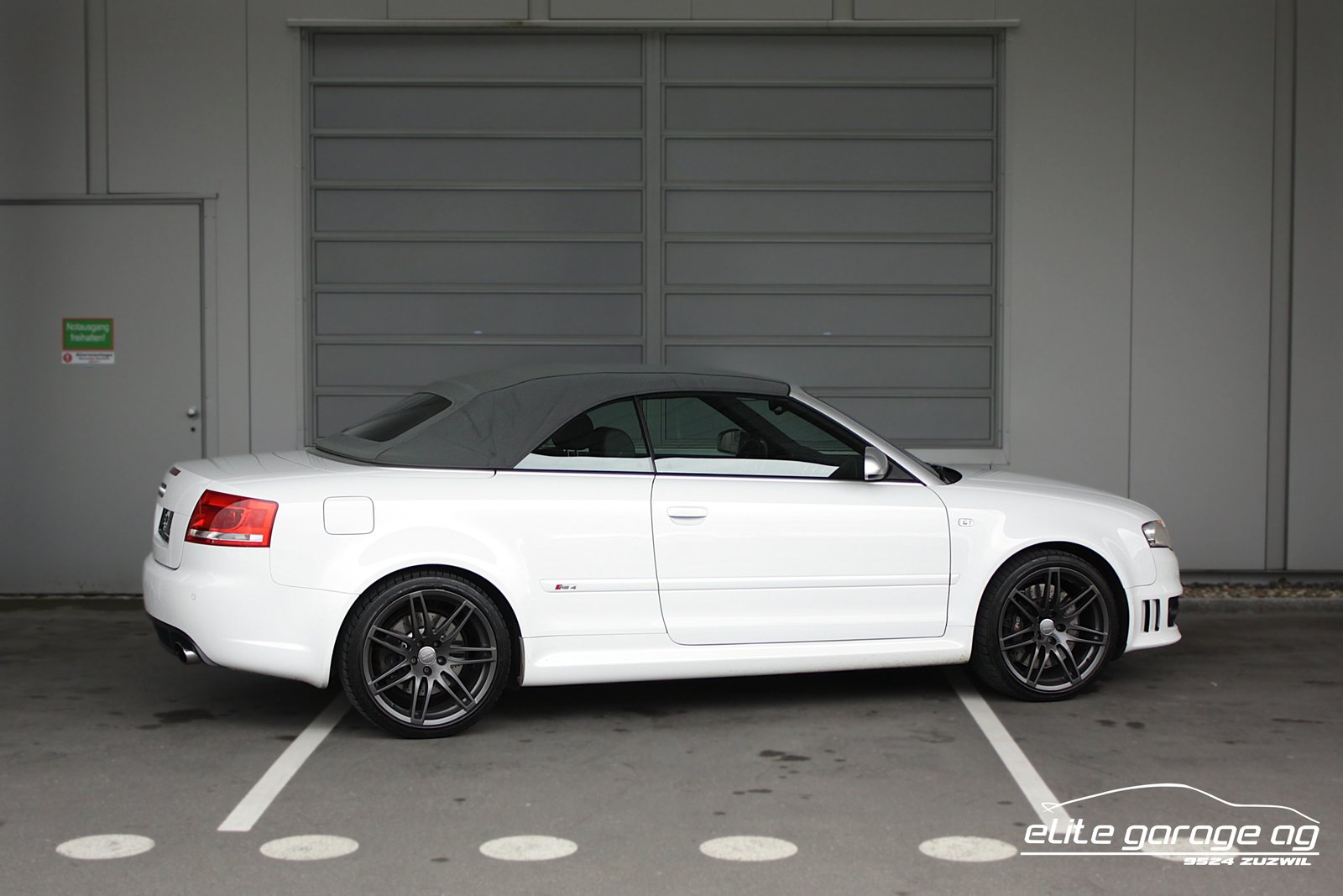AUDI RS4 Cabriolet 4.2 V8 quattro, Benzin, Occasion / Gebraucht, Handschaltung - 5