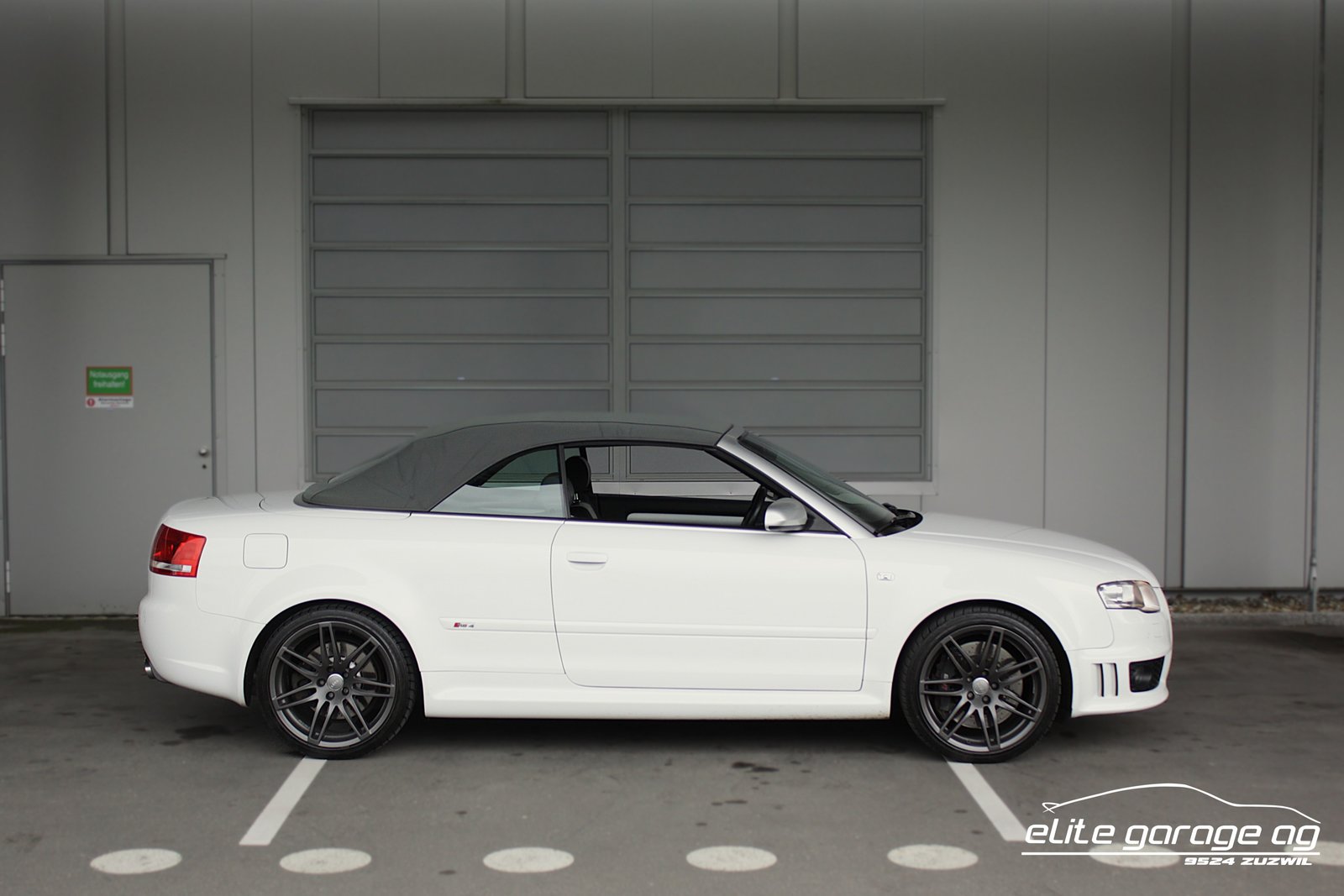 AUDI RS4 Cabriolet 4.2 V8 quattro, Benzin, Occasion / Gebraucht, Handschaltung - 6