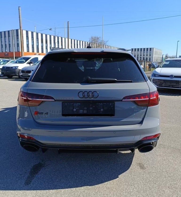 AUDI RS4 Avant quattro tiptronic, Benzin, Neuwagen, Automatik - 3