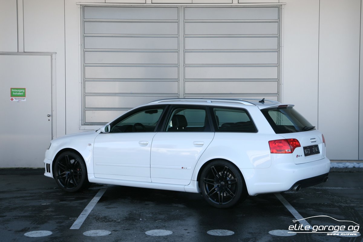 AUDI RS4 Avant 4.2 V8 quattro, Benzin, Occasion / Gebraucht, Handschaltung - 3