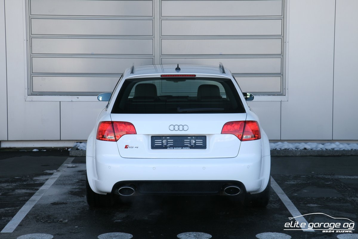 AUDI RS4 Avant 4.2 V8 quattro, Benzin, Occasion / Gebraucht, Handschaltung - 4