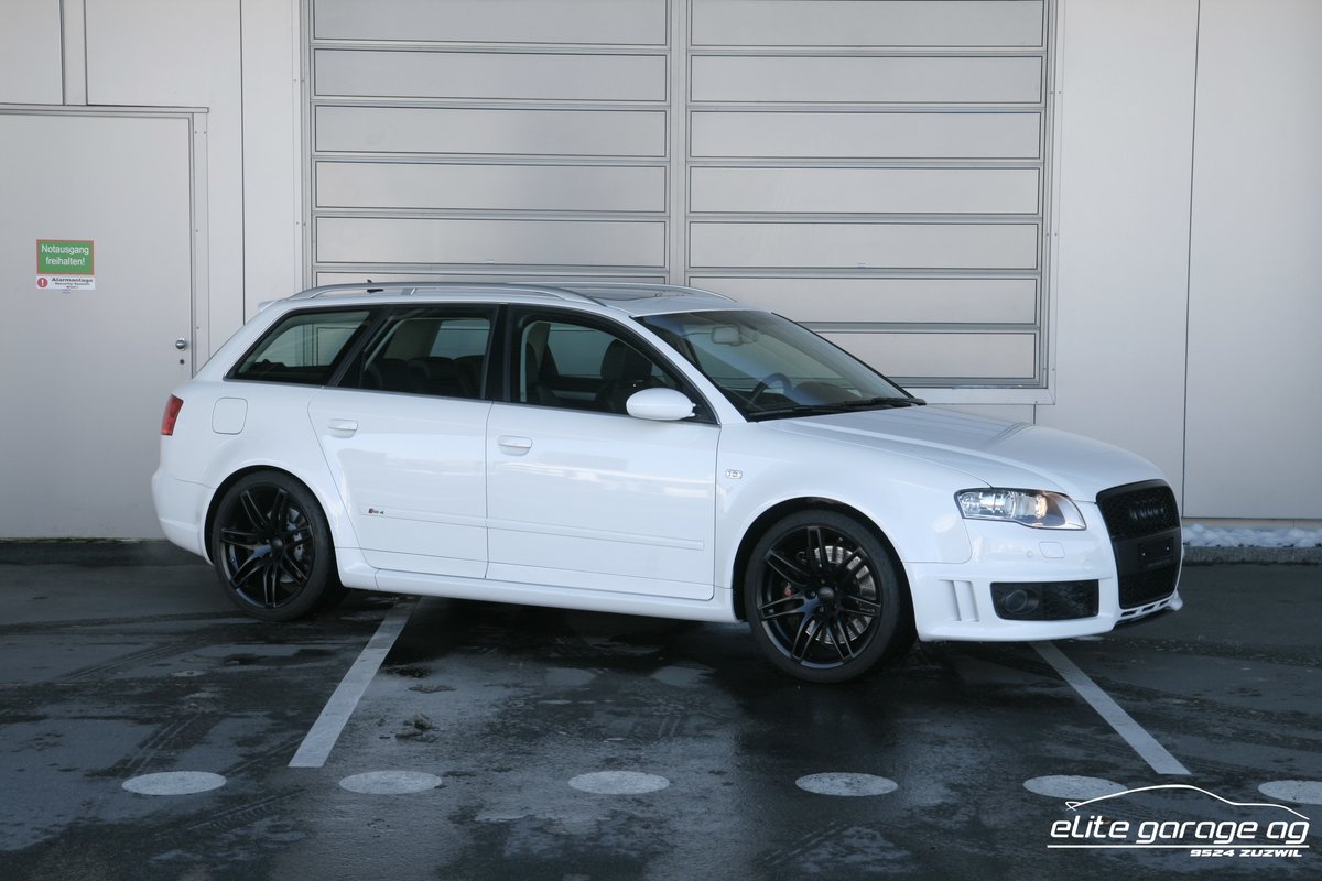 AUDI RS4 Avant 4.2 V8 quattro, Benzin, Occasion / Gebraucht, Handschaltung - 7
