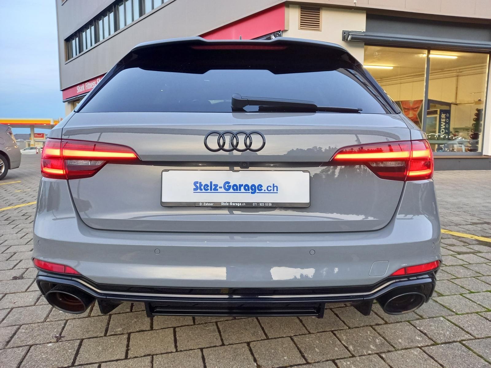 AUDI RS4 Avant 2.9 V6 TFSI quattro T-Tronic, Essence, Occasion / Utilisé, Automatique - 4