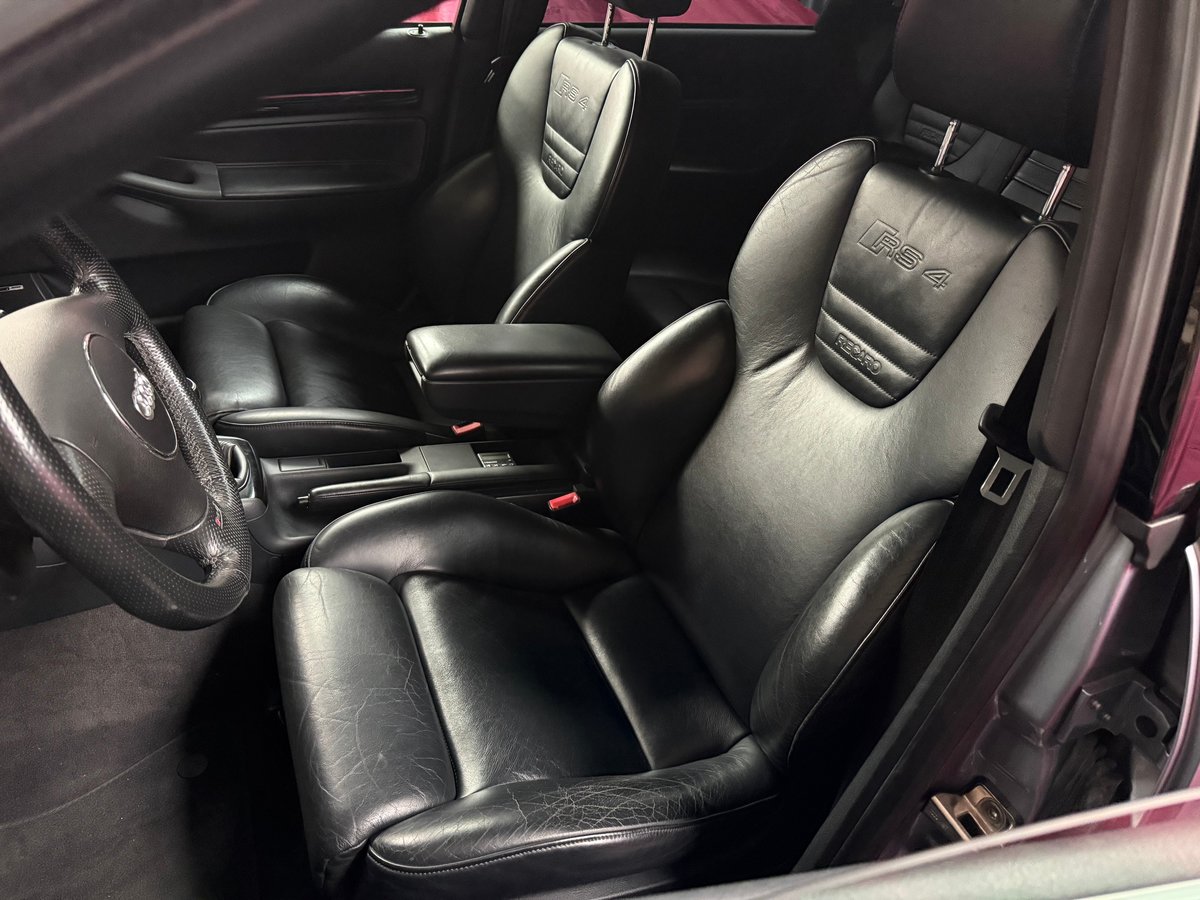 AUDI RS4 Avant quattro, Essence, Occasion / Utilisé, Manuelle - 3