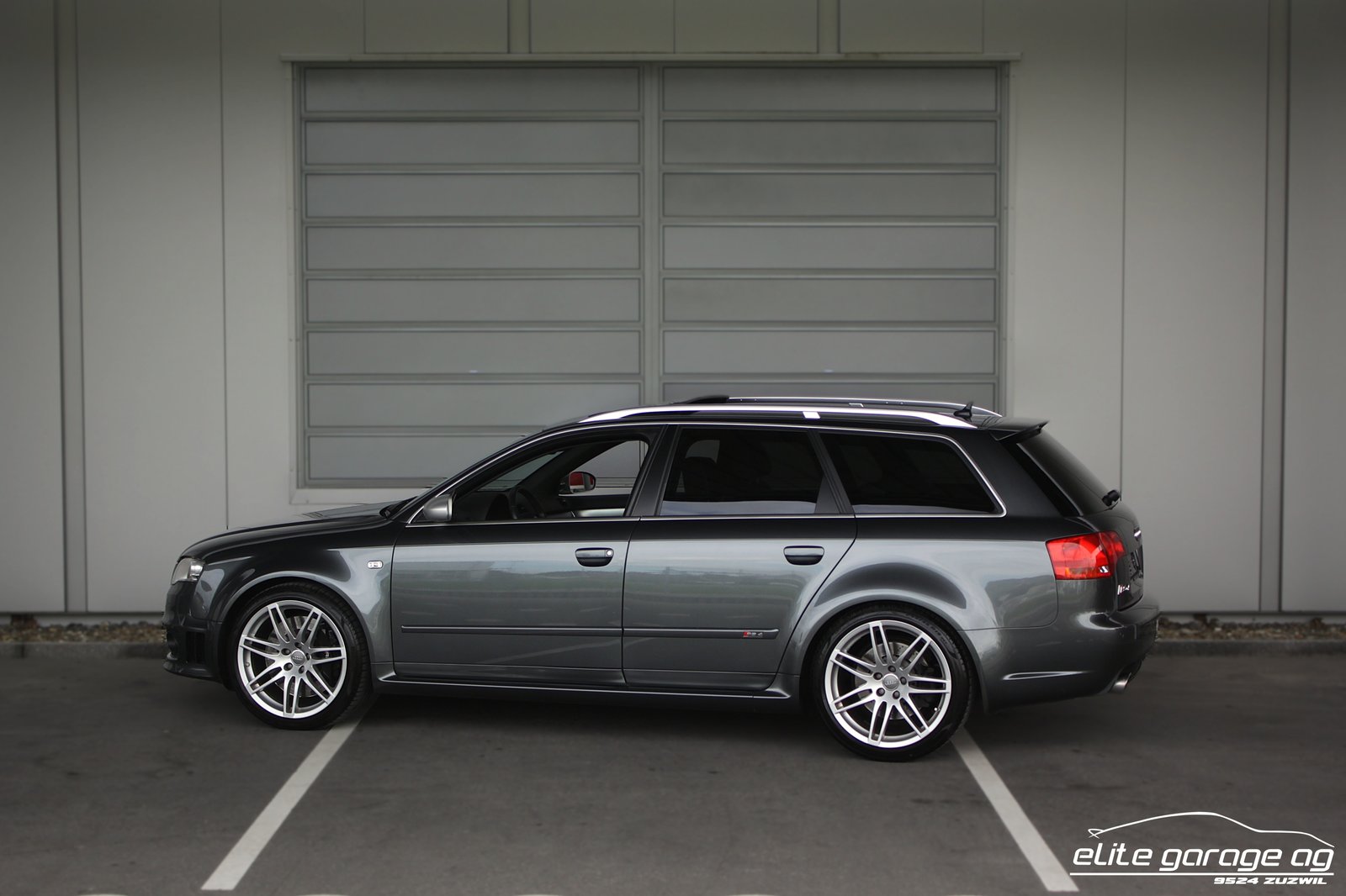 AUDI RS4 Avant 4.2 V8 quattro, Petrol, Second hand / Used, Manual - 3