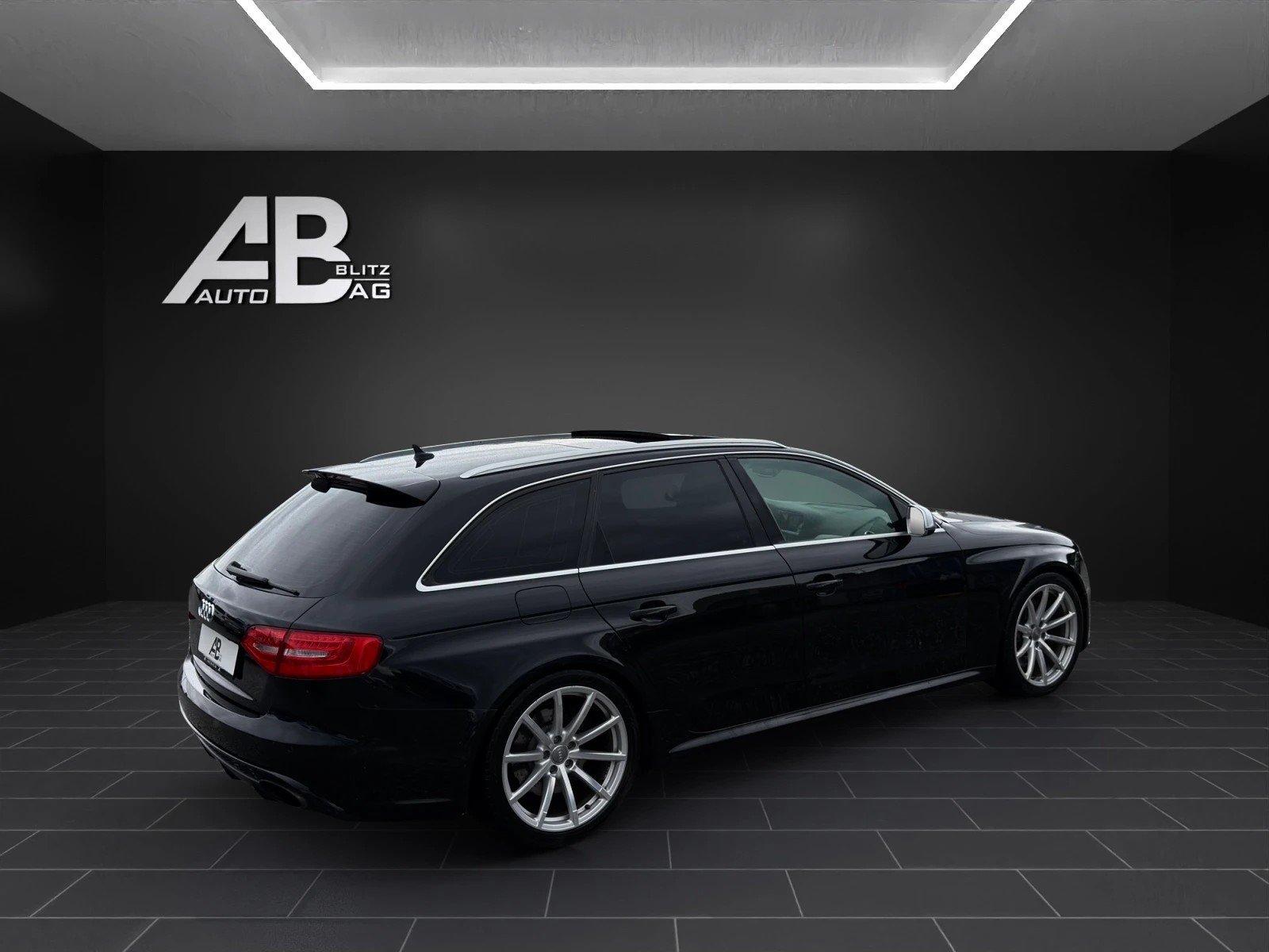 AUDI RS4 Avant 4.2 FSI V8 quattro S-tronic, Benzina, Occasioni / Usate, Automatico - 5