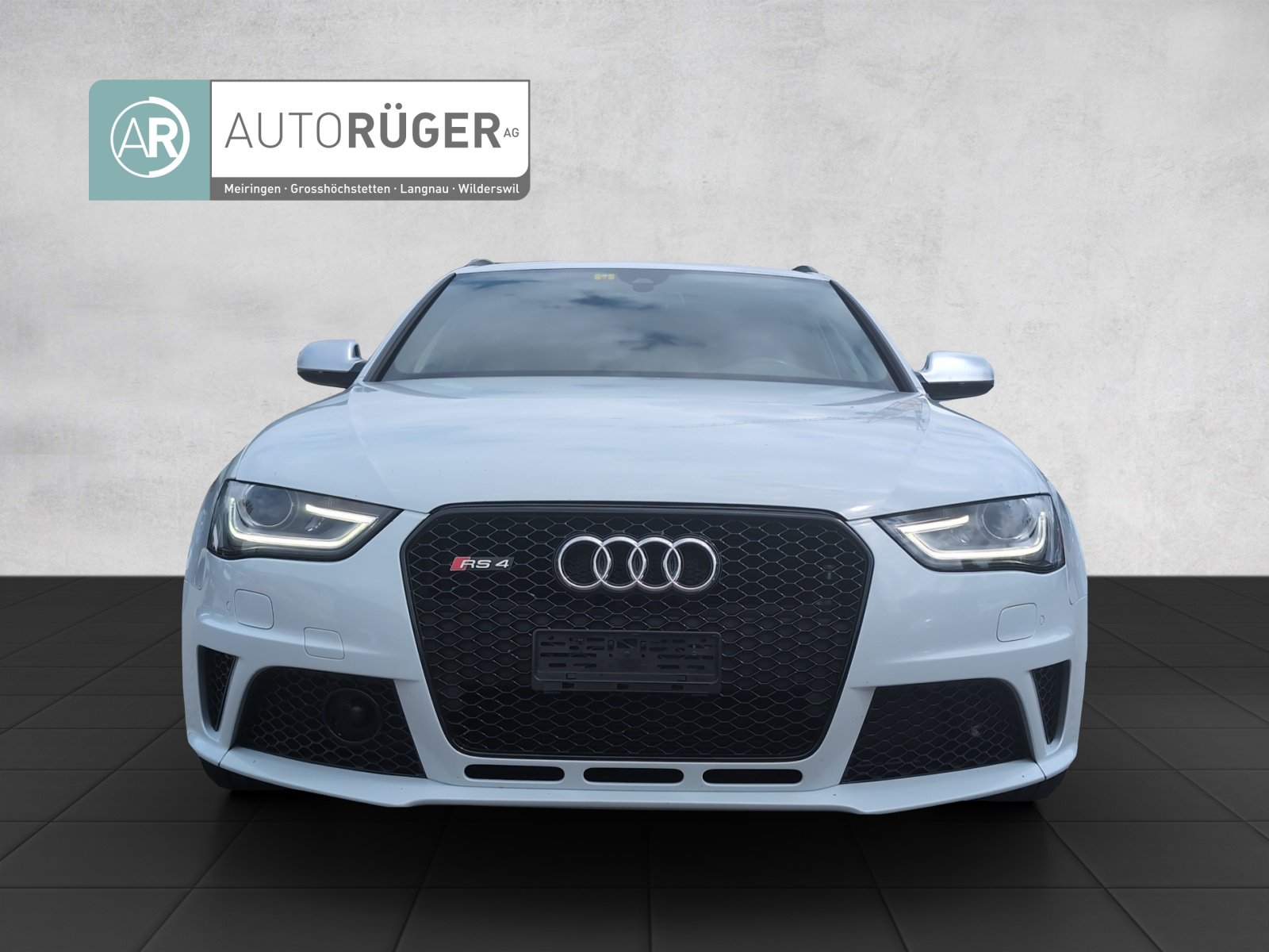 AUDI RS4 Avant 4.2 FSI V8 quattro S-tronic, Benzin, Occasion / Gebraucht, Automatik - 2