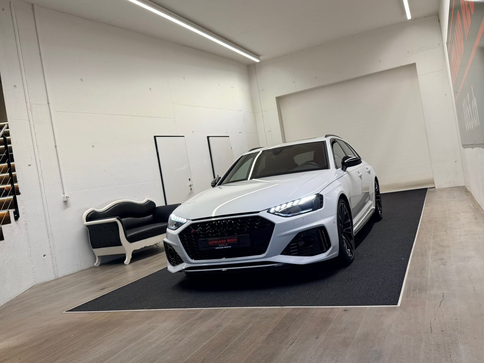 AUDI RS4 Avant quattro tiptronic, Benzina, Occasioni / Usate, Automatico - 3