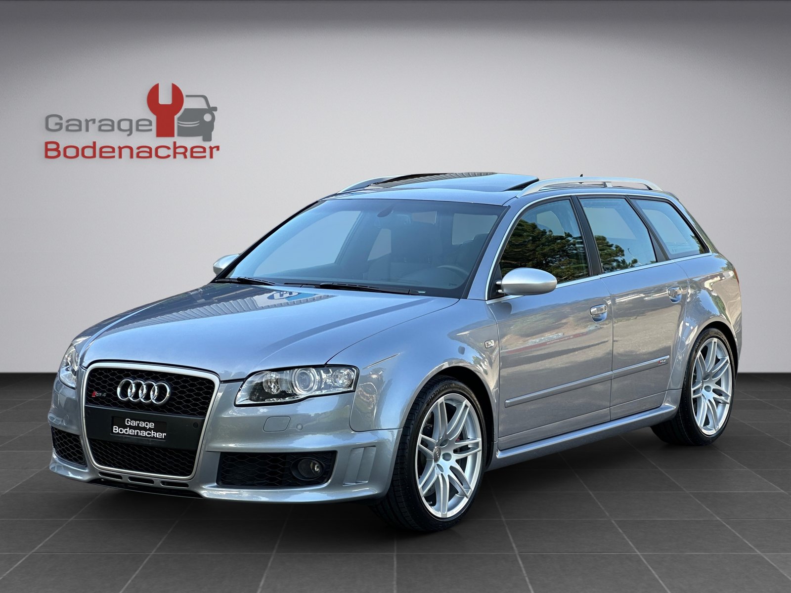 AUDI RS4 Avant 4.2 V8 B7 quattro