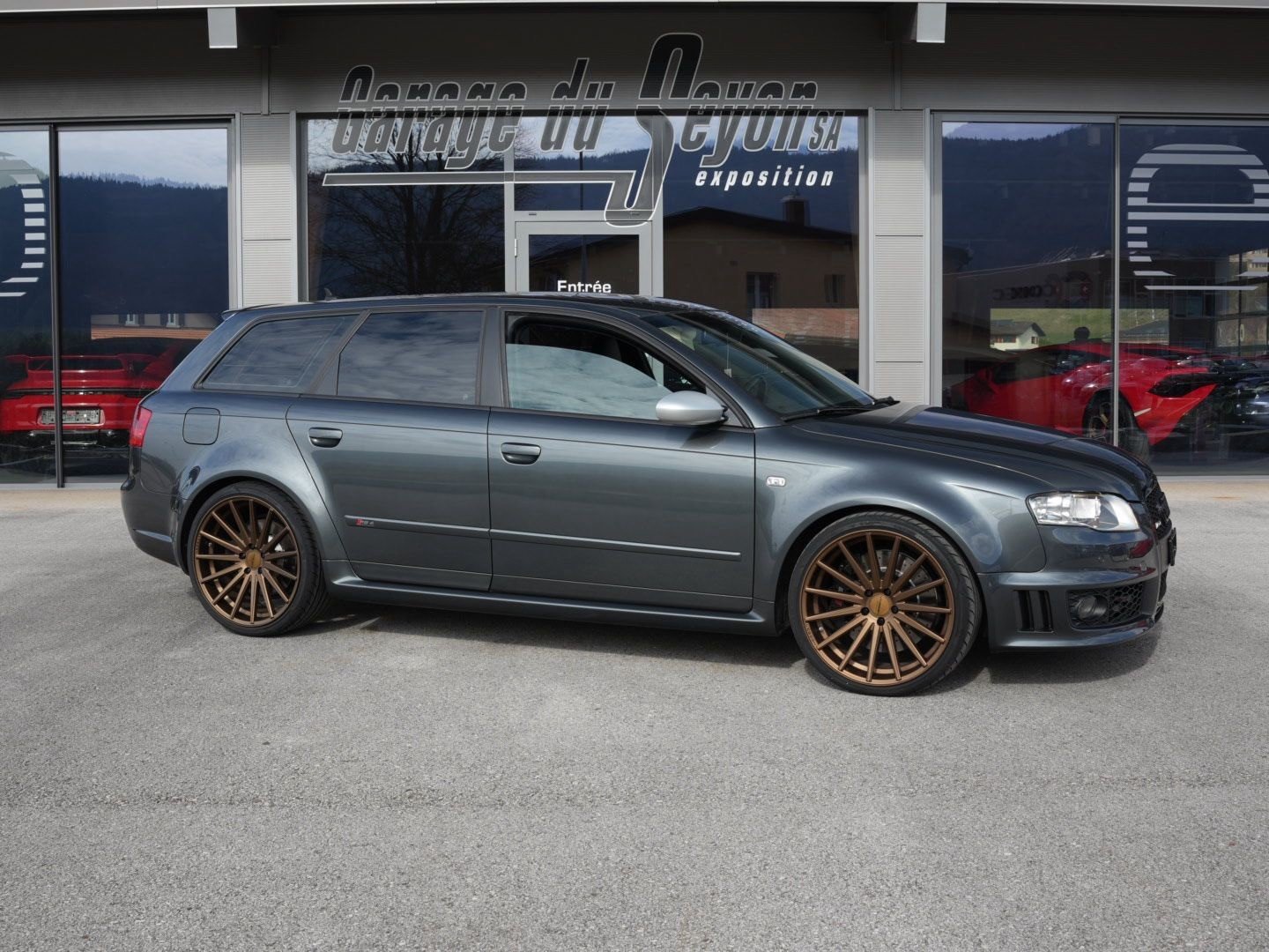 AUDI RS4 Avant 4.2 V8 quattro, Benzin, Occasion / Gebraucht, Handschaltung - 3