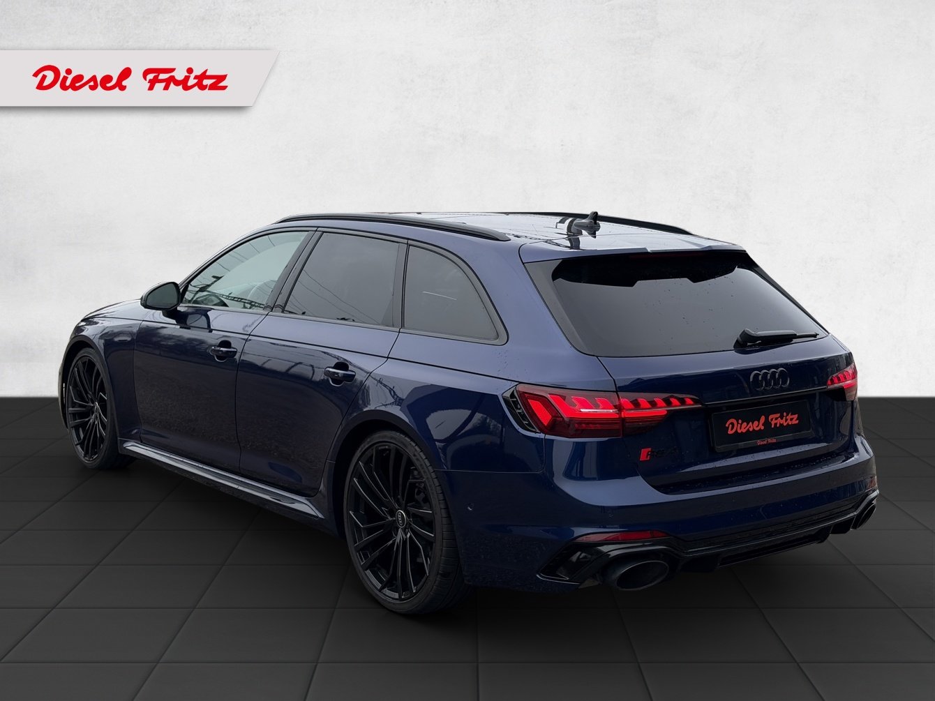 AUDI RS4 Avant quattro tiptronic, Essence, Occasion / Utilisé, Automatique - 3