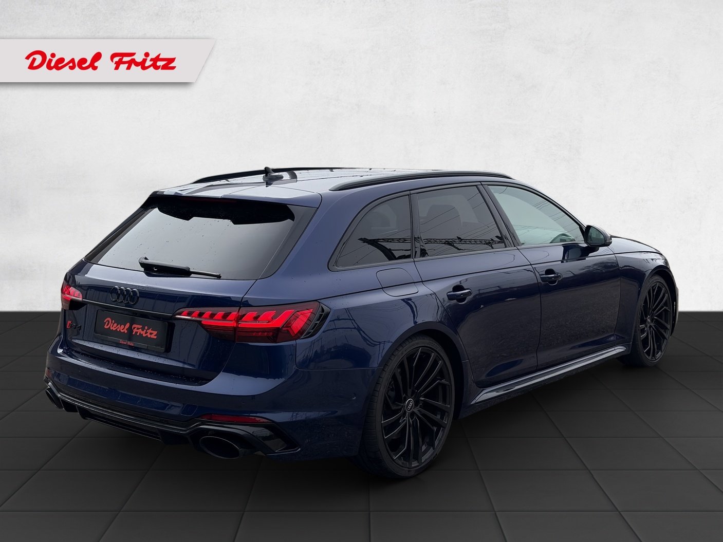 AUDI RS4 Avant quattro tiptronic, Essence, Occasion / Utilisé, Automatique - 5