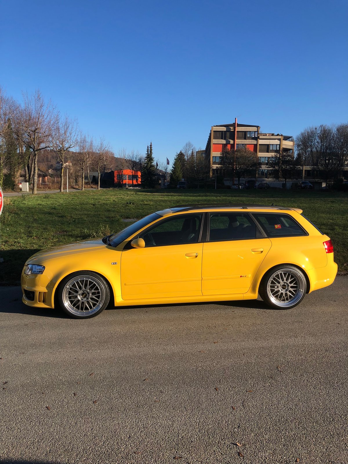 AUDI RS4 Avant 4.2 V8 quattro, Essence, Occasion / Utilisé, Manuelle - 2