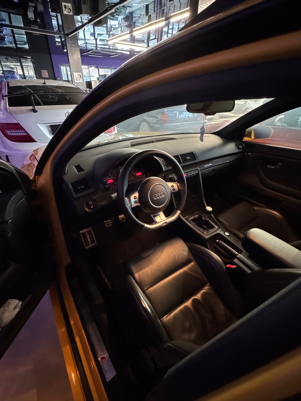 AUDI RS4 Avant 4.2 V8 quattro, Essence, Occasion / Utilisé, Manuelle - 7