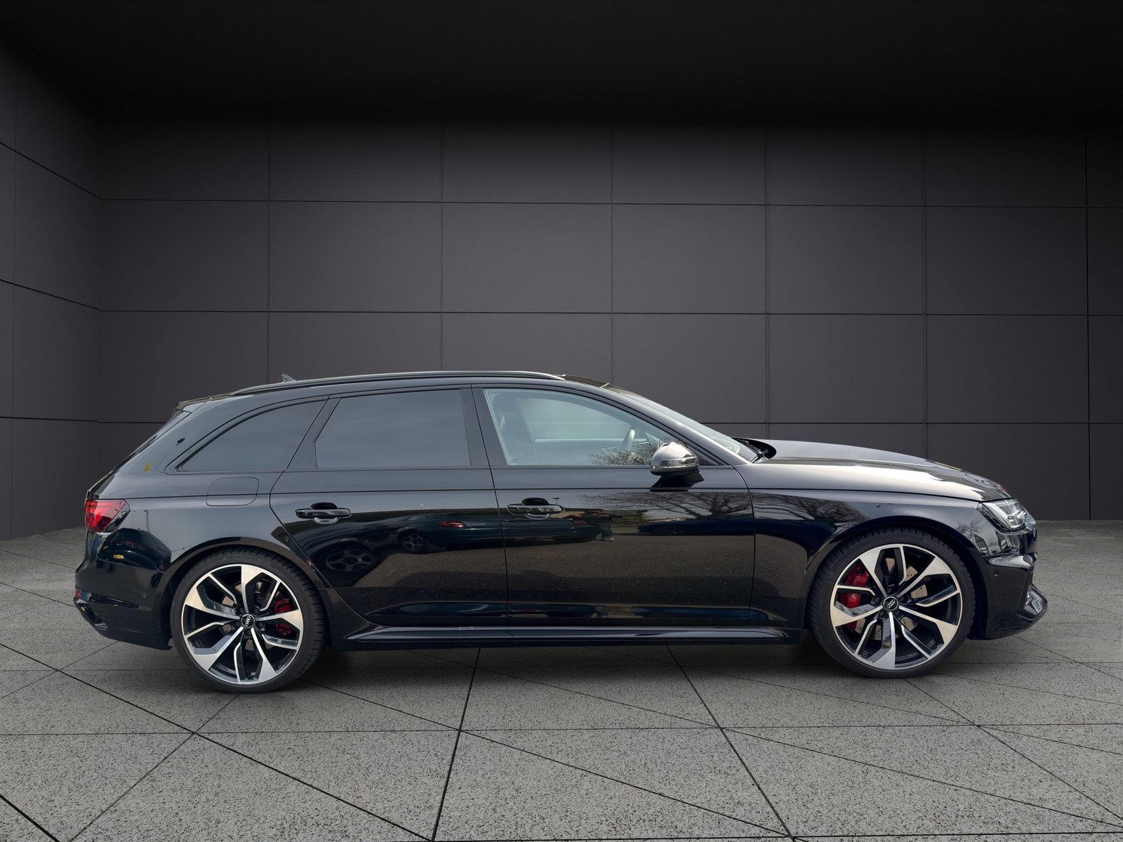 AUDI RS4 Avant 2.9 TFSI quattro tiptronic, Essence, Occasion / Utilisé, Automatique - 2