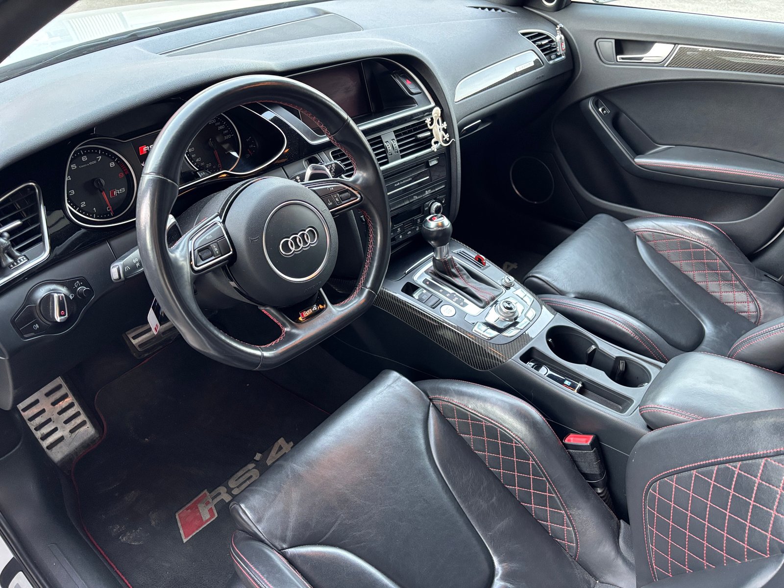 AUDI RS4 Avant 4.2 V8 Schalensitze, Keramik, Petrol, Second hand / Used, Automatic - 7