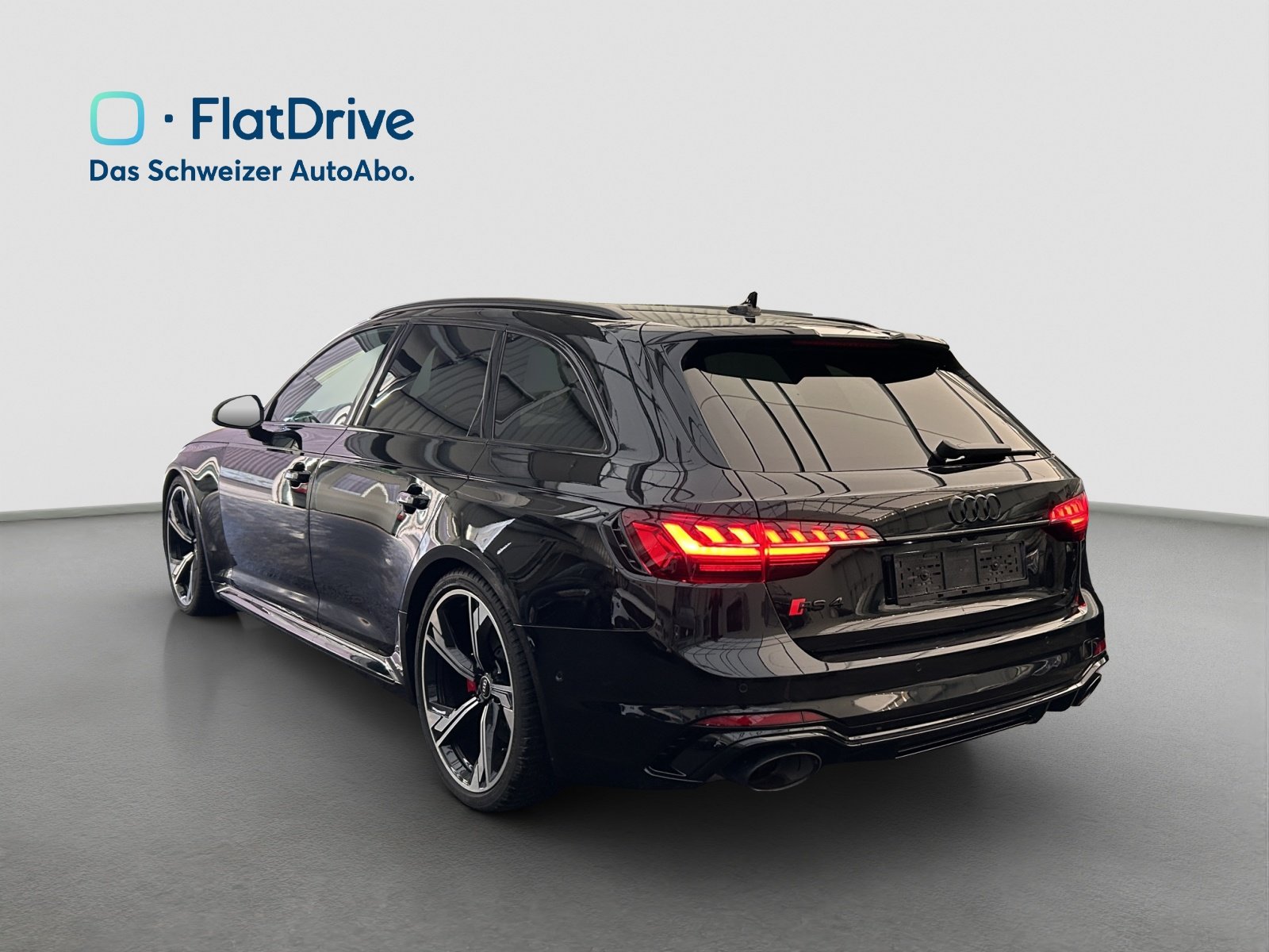 AUDI RS4 Avant quattro tiptronic - AHK - 360 Kamera - Head-u, Essence, Occasion / Utilisé, Automatique - 3