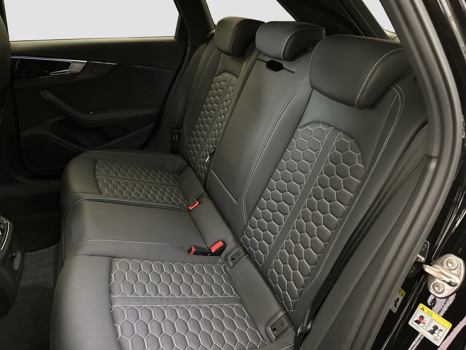 AUDI RS4 Avant quattro tiptronic - AHK - 360 Kamera - Head-u, Essence, Occasion / Utilisé, Automatique - 7