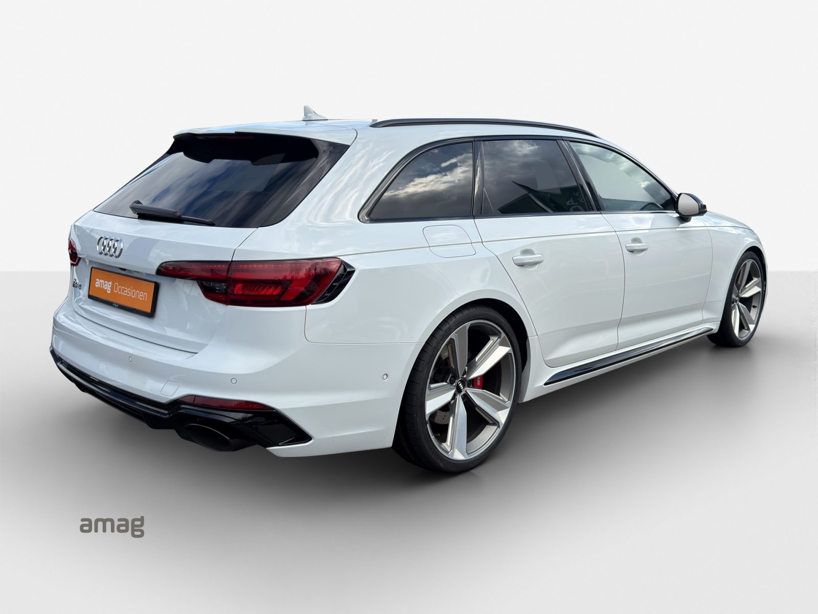 AUDI RS 4 Avant, Petrol, Second hand / Used, Automatic - 5